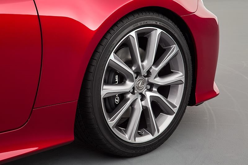Illustration for article titled New Lexus RC photos emerge